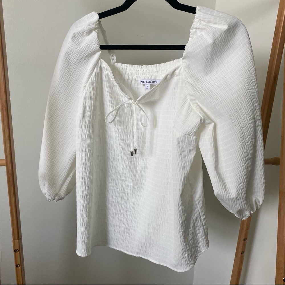 Elizabeth and James White Blouse size M
